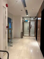 Zhongshan Mall (D12), Office #596364981